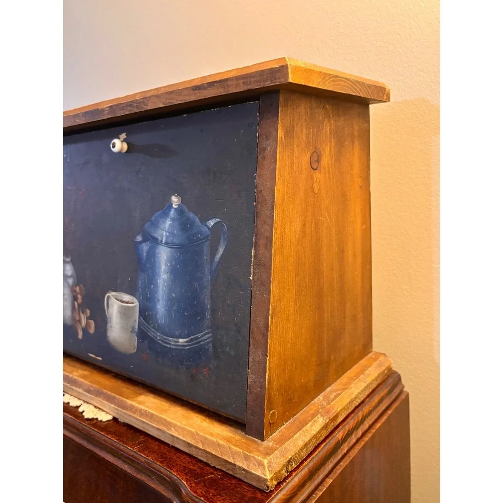 Vintage 1980's handpainted wooden bread box. Country farmhouse cottagecore